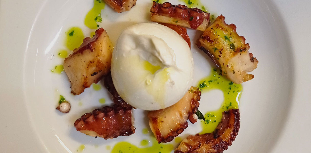 Polpo con burrata e salsa verde